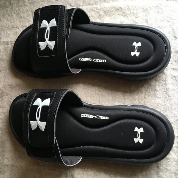 Under Armour Other - Under Armour Slides Youth Size 5